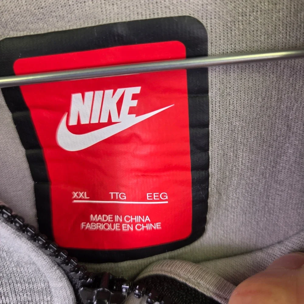 Nike sportswear full